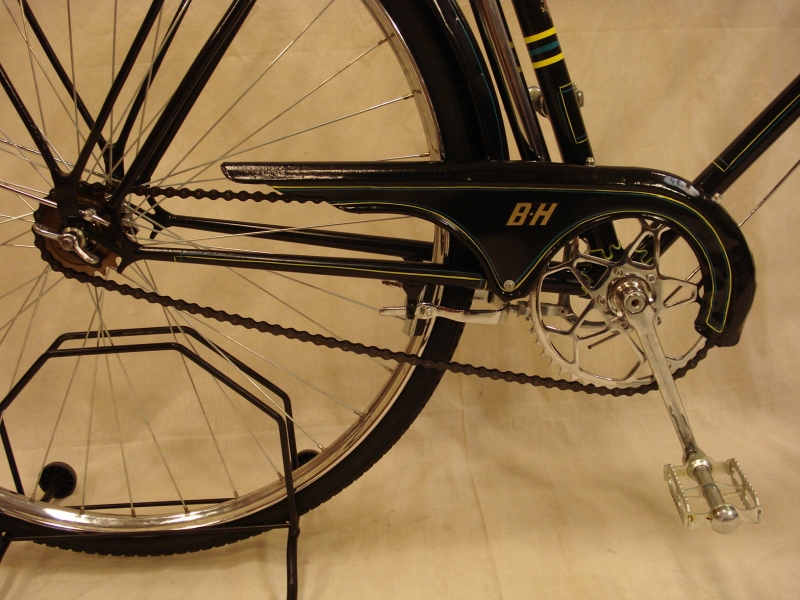 Restauracion_bicicleta_clasica_BH_antigua_varillas_oxido_pintura_cromado_Orbea_GAC_SuperCIL_Derbi_Rabasa_Peugeot_DAL_Gimson_Zeus_Motobecane_Torrot_Terrot_Ducson_Bianchi_Emporium_Raleigh_Dogo_Azor_Gazelle_Razesa_Mentor_054