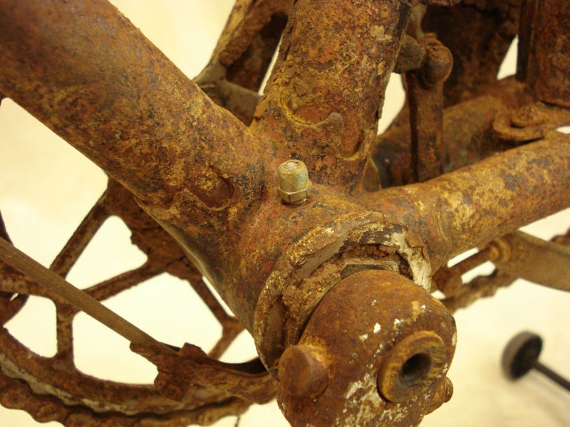Restauracion_bicicleta_clasica_BH_antigua_varillas_oxido_pintura_cromado_Orbea_GAC_SuperCIL_Derbi_Rabasa_Peugeot_DAL_Gimson_Zeus_Motobecane_Torrot_Terrot_Ducson_Bianchi_Emporium_Raleigh_Dogo_Azor_Gazelle_Razesa_Mentor_103