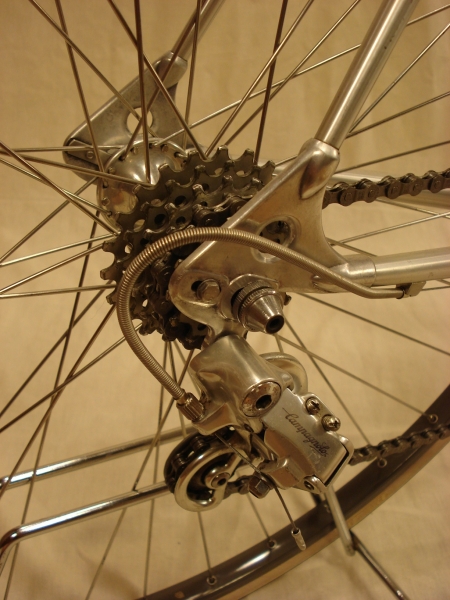 Bicicleta_clasica_ALAN_carreras_antigua_carretera_aluminio_Campagnolo_Cinelli_17