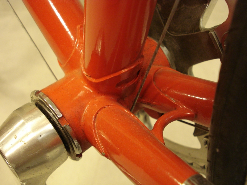 Bicicleta_clasica_contrarreloj_Cinelli_Campagnolo_Shimano_600_cabra_antigua_Columbus_039
