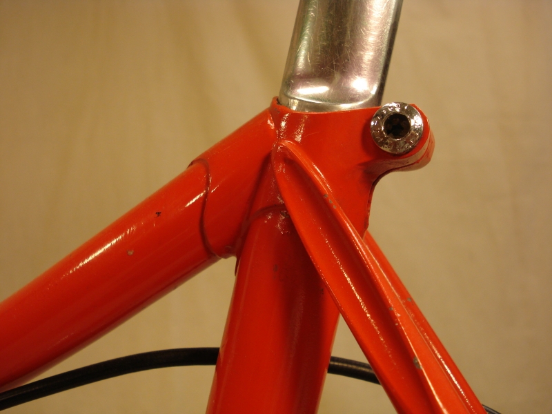 Bicicleta_clasica_contrarreloj_Cinelli_Campagnolo_Shimano_600_cabra_antigua_Columbus_042