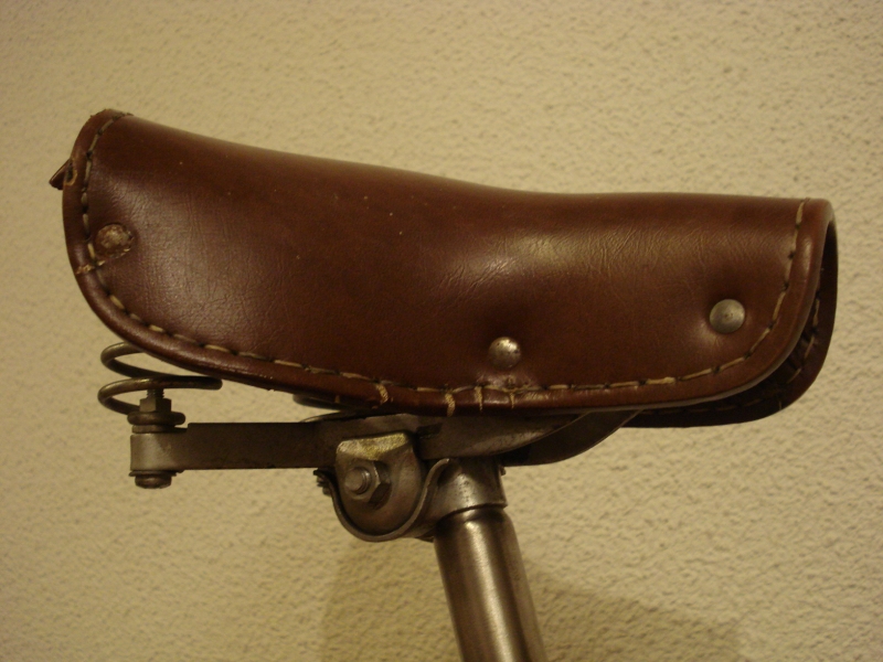 Bicicleta_antigua_BH_varillas_señora_restauracion_conservadora_024