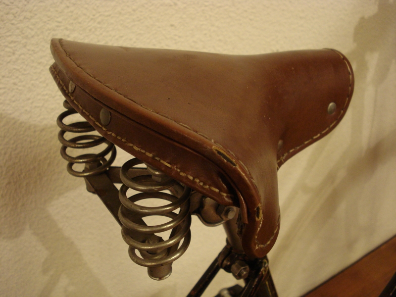 Bicicleta_antigua_BH_varillas_señora_restauracion_conservadora_026