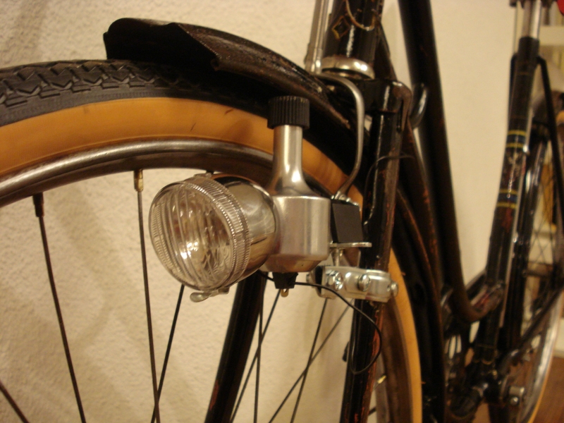 Bicicleta_antigua_BH_varillas_señora_restauracion_conservadora_047