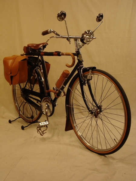 Bicicleta_replica_Bianchi_antigua_varillas_clasica_paseo_cuero_ciudad_Brooks_007