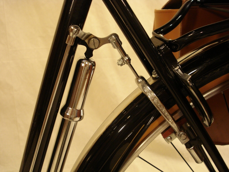 Bicicleta_replica_Bianchi_antigua_varillas_clasica_paseo_cuero_ciudad_Brooks_023