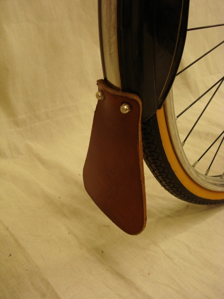 Bicicleta_replica_Bianchi_antigua_varillas_clasica_paseo_cuero_ciudad_Brooks_062