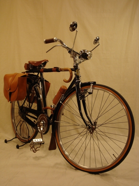 Bicicleta_replica_Bianchi_antigua_varillas_clasica_paseo_cuero_ciudad_Brooks_065