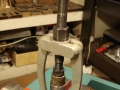 Restauracion_bicicleta_antigua_extraccion_tija_potencia_gripada_bloqueada_atascada_en_cuadro_horquilla_extractor_antiguo_herramienta_especial_020