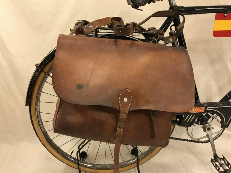 Bicicleta_antigua_DAL_Correos_Orbea_reparto_cartero_clasica_017