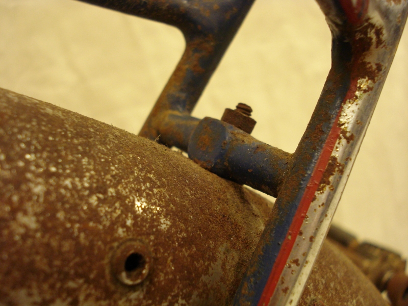 Bicicleta_antigua_Ducson_varillas_clasica_paseo_cuero_ciudad_años_50_restauración_037