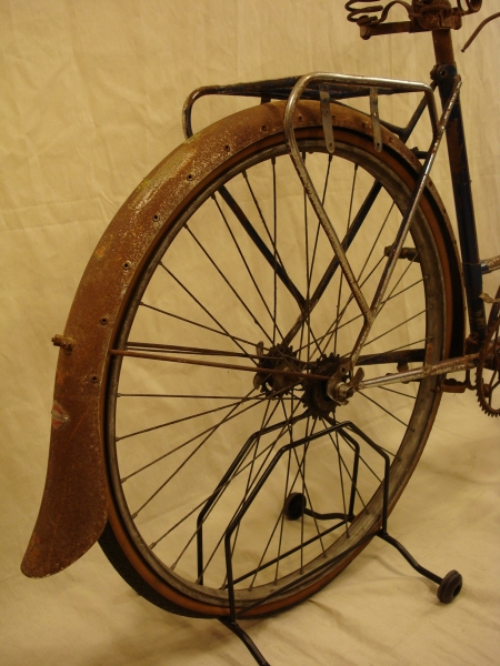 Bicicleta_antigua_Ducson_varillas_clasica_paseo_cuero_ciudad_años_50_restauración_040