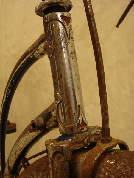 Bicicleta_antigua_Ducson_varillas_clasica_paseo_cuero_ciudad_años_50_restauración_048