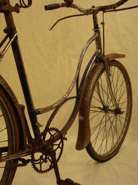 Bicicleta_antigua_Ducson_varillas_clasica_paseo_cuero_ciudad_años_50_restauración_054