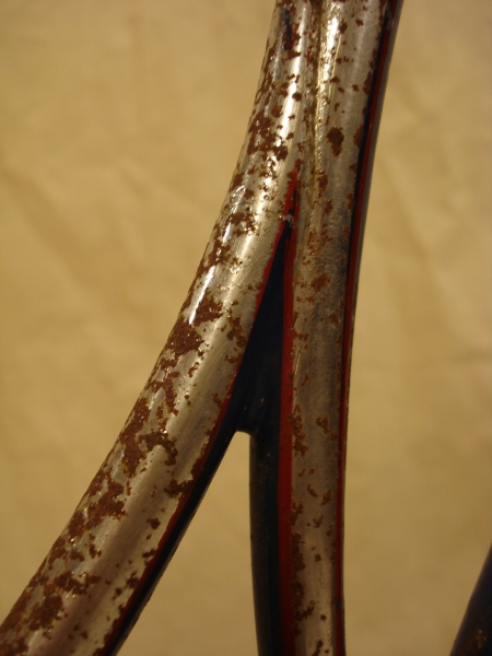 Bicicleta_antigua_Ducson_varillas_clasica_paseo_cuero_ciudad_años_50_restauración_063