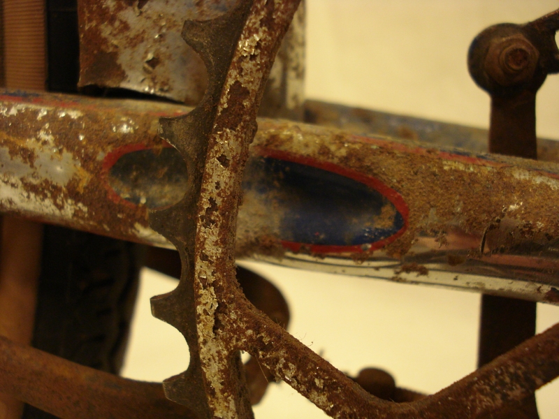 Bicicleta_antigua_Ducson_varillas_clasica_paseo_cuero_ciudad_años_50_restauración_072