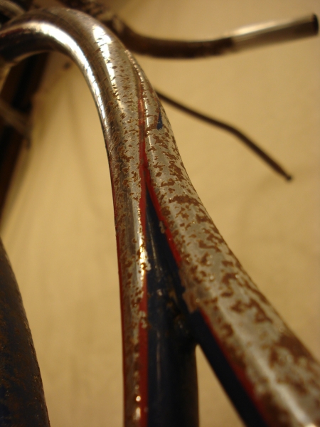 Bicicleta_antigua_Ducson_varillas_clasica_paseo_cuero_ciudad_años_50_restauración_088