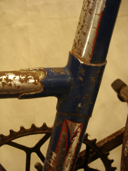 Bicicleta_antigua_Ducson_varillas_clasica_paseo_cuero_ciudad_años_50_restauración_089