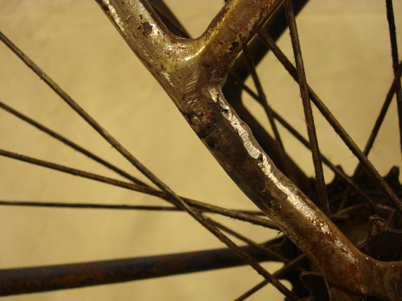 Bicicleta_antigua_Ducson_varillas_clasica_paseo_cuero_ciudad_años_50_restauración_095