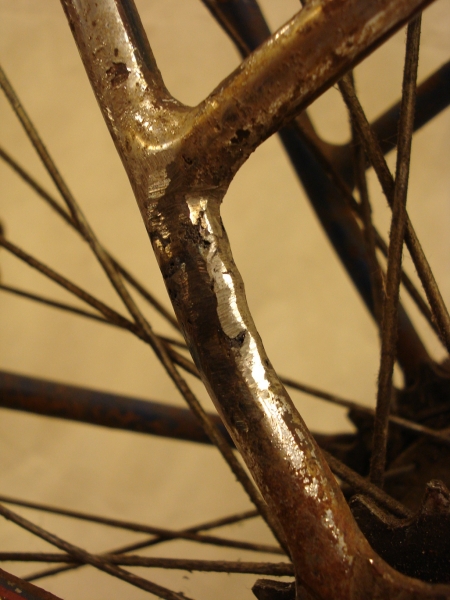 Bicicleta_antigua_Ducson_varillas_clasica_paseo_cuero_ciudad_años_50_restauración_096