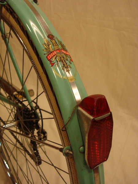 Bicicleta_antigua_Edoardo_Bianchi_paseo_Campagnolo_Valentino_ciudad_Brooks__038
