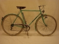 Bicicleta_antigua_Edoardo_Bianchi_paseo_Campagnolo_Valentino_ciudad_Brooks_001