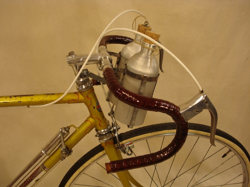 Gimson_media_carrera_carreras_bidones_manillar_goma_laca_rastrales_cuero_cambio_alfa_clasicas_Leo_08