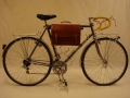 Maletin_cuero_bicicleta_carreras_carretera_urbana_clasica_a_medida_ordenador_002