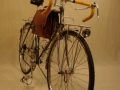Maletin_cuero_bicicleta_carreras_carretera_urbana_clasica_a_medida_ordenador_010