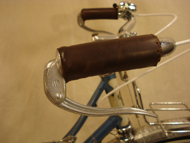 Bicicleta_antigua_Motobecane_Porteur_Parisien_randonneur_clasica_señora_1958_francesa_055