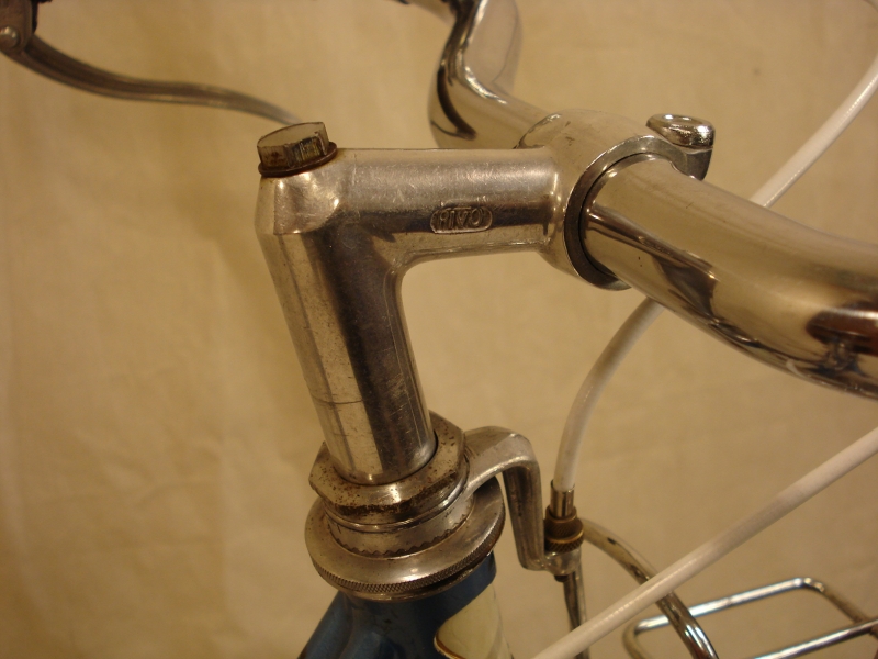 Bicicleta_antigua_Motobecane_Porteur_Parisien_randonneur_clasica_señora_1958_francesa_058