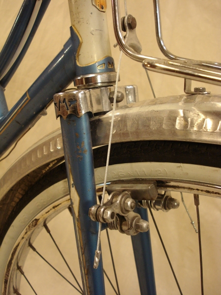 Bicicleta_antigua_Motobecane_Porteur_Parisien_randonneur_clasica_señora_1958_francesa_063