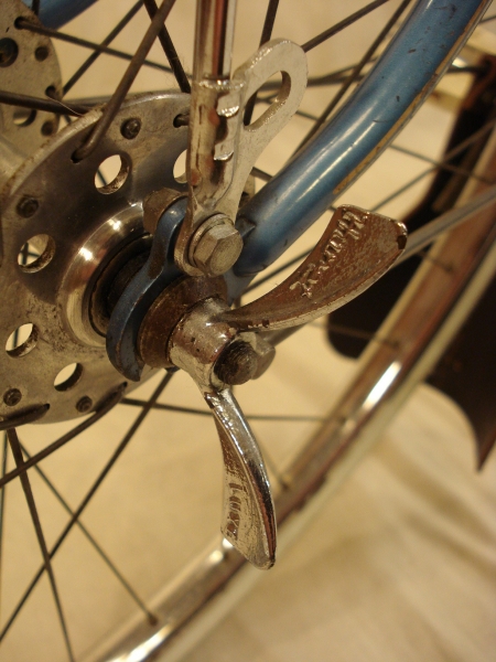 Bicicleta_antigua_Motobecane_Porteur_Parisien_randonneur_clasica_señora_1958_francesa_072