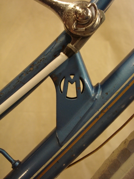 Bicicleta_antigua_Motobecane_Porteur_Parisien_randonneur_clasica_señora_1958_francesa_075
