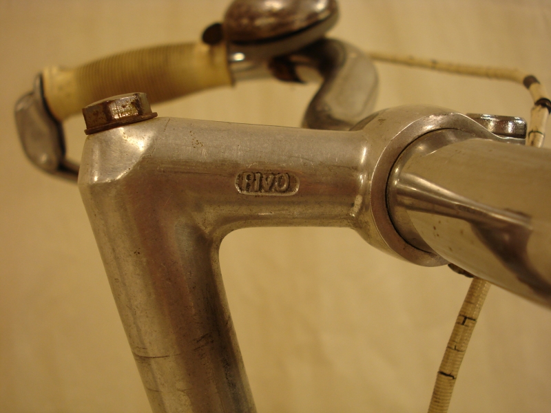 Bicicleta_antigua_Motobecane_Porteur_Parisien_randonneur_clasica_señora_1958_francesa_007