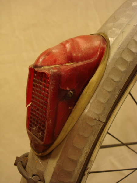 Bicicleta_antigua_Motobecane_Porteur_Parisien_randonneur_clasica_señora_1958_francesa_031