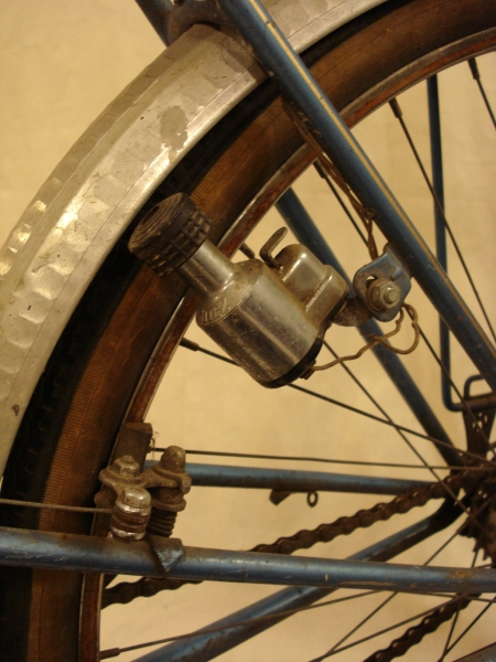 Bicicleta_antigua_Motobecane_Porteur_Parisien_randonneur_clasica_señora_1958_francesa_045