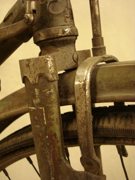 Bicicleta_antigua_Super_CIL_varillas_topografo_museo_ferrocarril_Madrid_restauracion_028