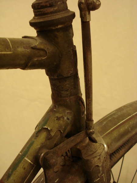 Bicicleta_antigua_Super_CIL_varillas_topografo_museo_ferrocarril_Madrid_restauracion_030