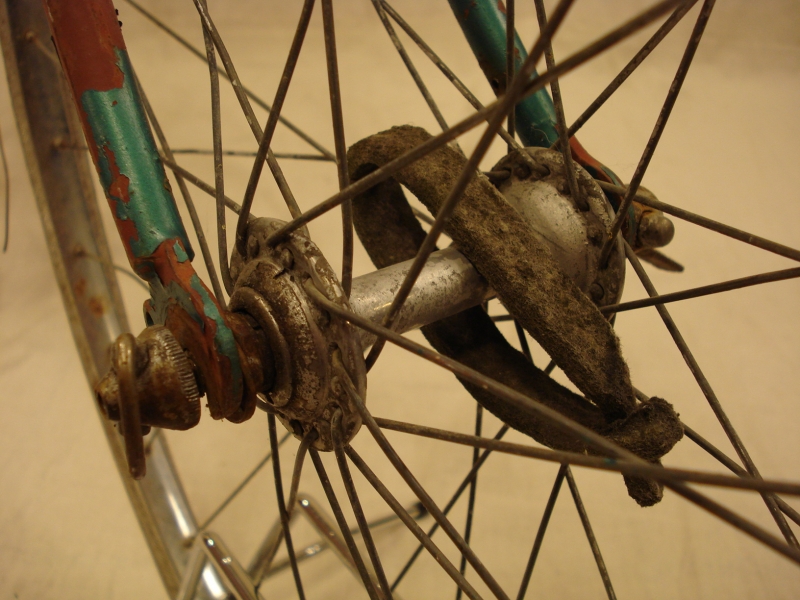 Leopolda_bicicleta_antigua_Orbea_Flavia_medio_paseo_no_restaurada_018