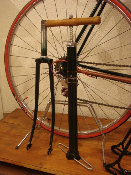 Leopolda_bicicleta_antigua_Orbea_Flavia_medio_paseo_en_proceso_041