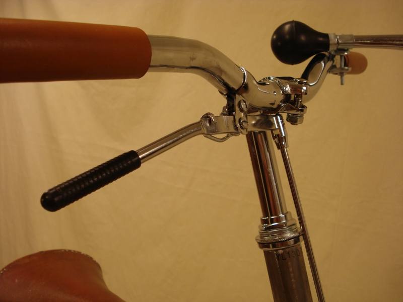 BCL_Penny_Farthing_replica_velocipedo_envejecido_003