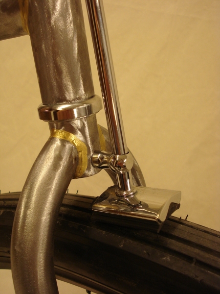 BCL_Penny_Farthing_replica_velocipedo_envejecido_005