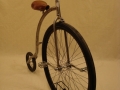 BCL_Penny_Farthing_replica_velocipedo_envejecido_008