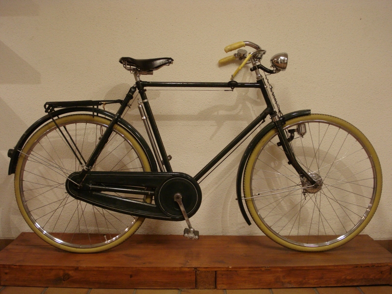 Bicicleta_antigua_varillas_Phillips_caballero_clasica_inglesa_frenos_tambor_cambio_3v_Sturmey_Archer_01
