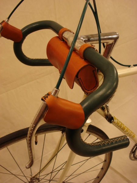 Bicicleta_clasica_Torrot_Champion_carreras_antigua_cuero_016