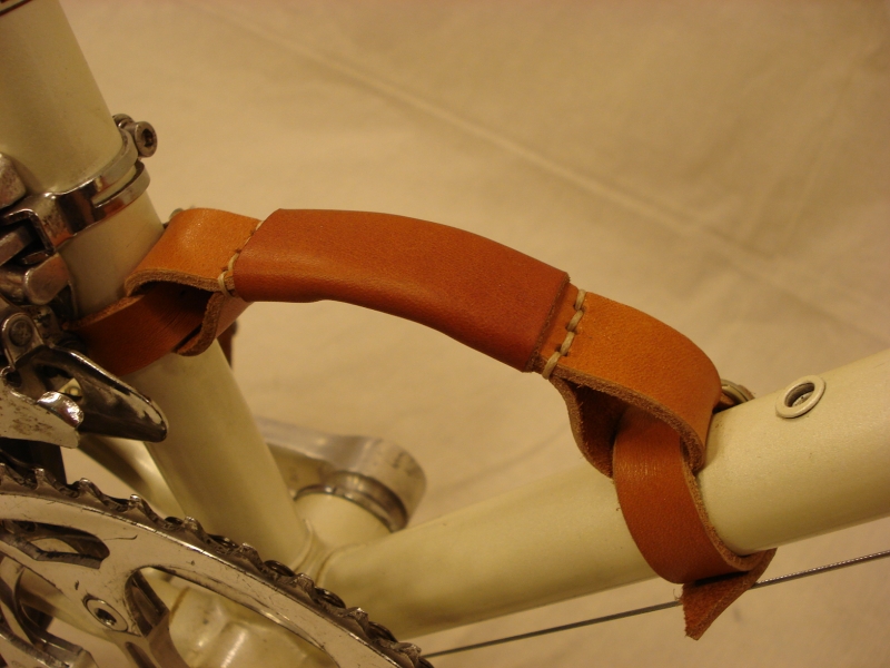 Bicicleta_clasica_Torrot_Champion_carreras_antigua_cuero_049