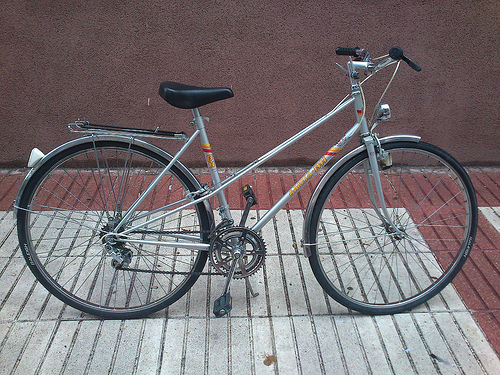 Bicicleta de paseo ciudad BH Gacela de barra baja -  bicicletasclasicasleo.com